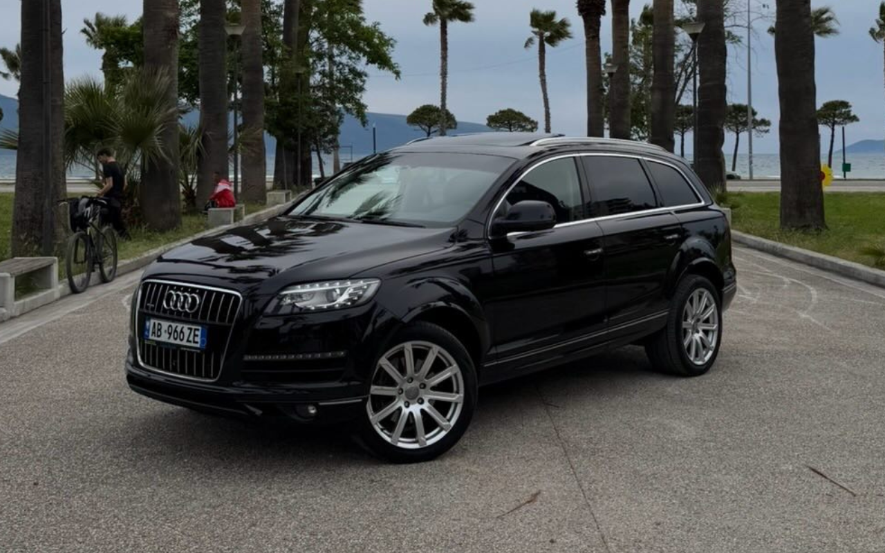 Audi Q7 S-Line – Lukas Rental Vlorë